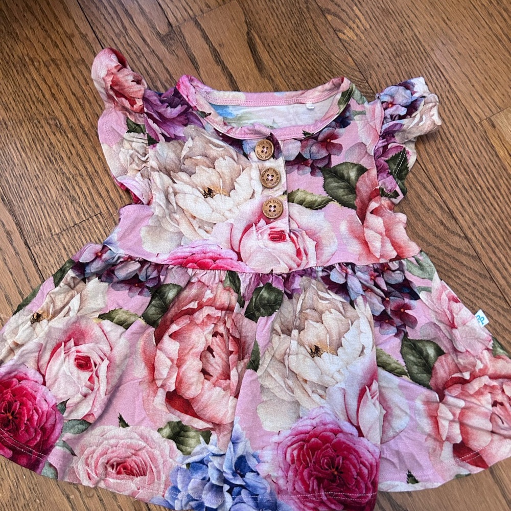 Posh Peanut bamboo pink floral tunic top rose hydrangea. Size: 6-12 months